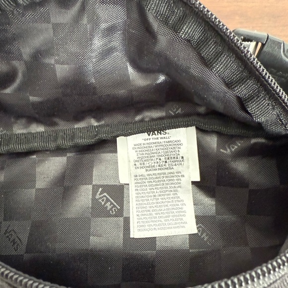 Vans Burma II fanny pack in black check - Picture 6 of 8
